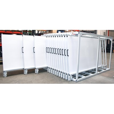 Vertikales Tafelregal ausziehbar