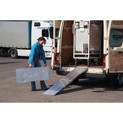 Klappbarer Alu-Verladesteg