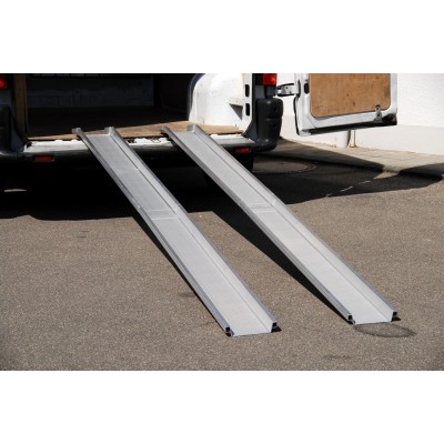 Verladeschiene mit Rand