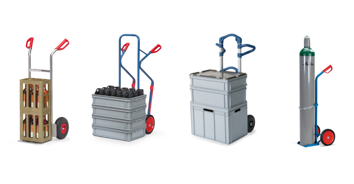 Verschiedene Transportkarren im Einsatz bei der Paketzustellung